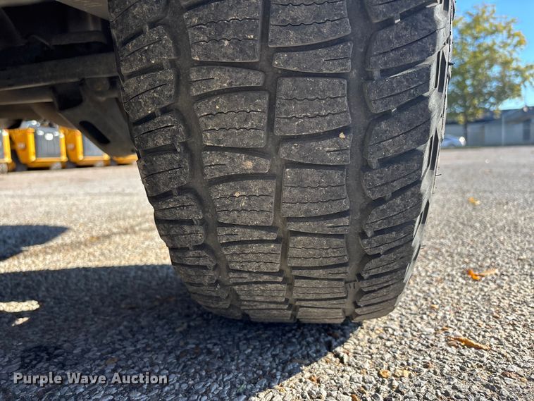 image for item EJ7703 2020 Chevrolet Silverado 1500 LT Crew Cab pickup truck