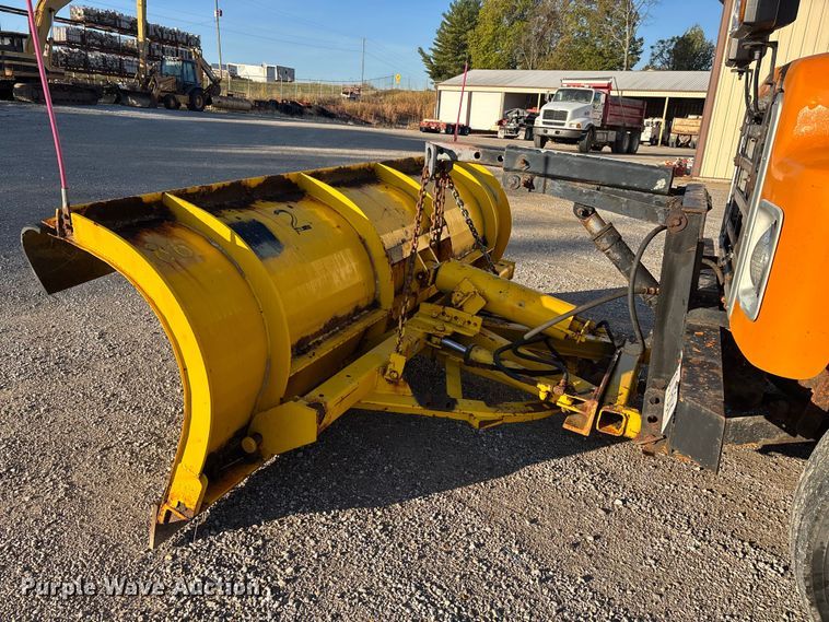 image for item EJ7705 1984 International 1954 dump truck