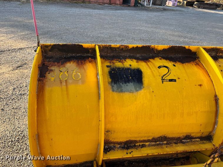 image for item EJ7705 1984 International 1954 dump truck