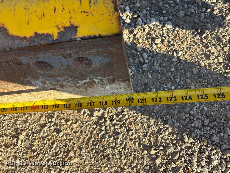 image for item EJ7705 1984 International 1954 dump truck