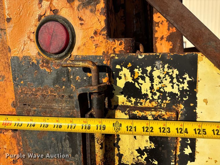 image for item EJ7705 1984 International 1954 dump truck