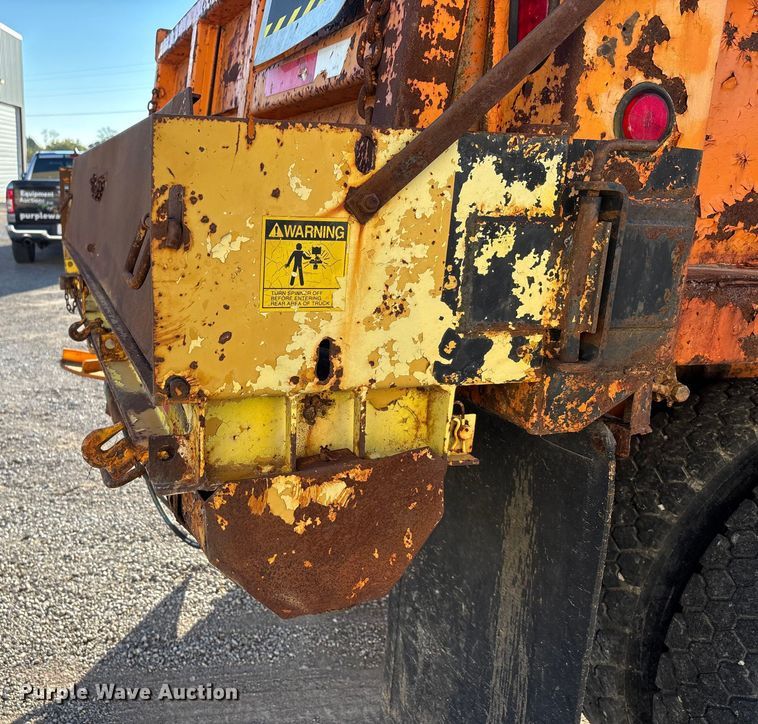 image for item EJ7705 1984 International 1954 dump truck