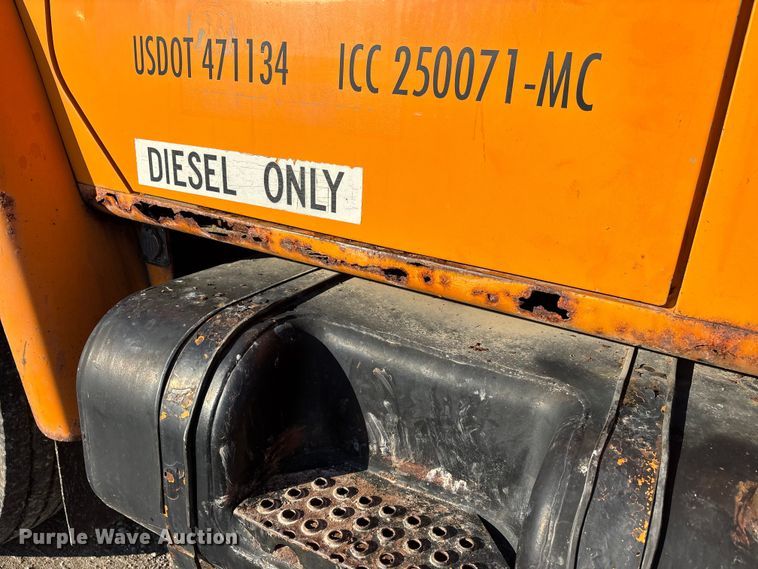 image for item EJ7705 1984 International 1954 dump truck