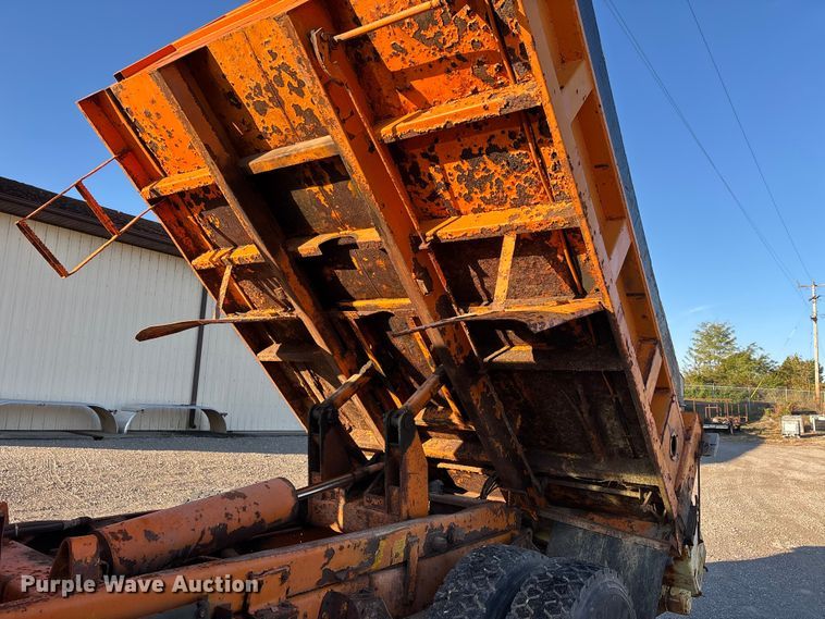 image for item EJ7705 1984 International 1954 dump truck