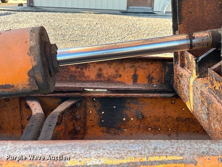 image for item EJ7705 1984 International 1954 dump truck