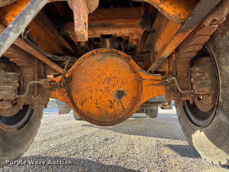 image for item EJ7705 1984 International 1954 dump truck