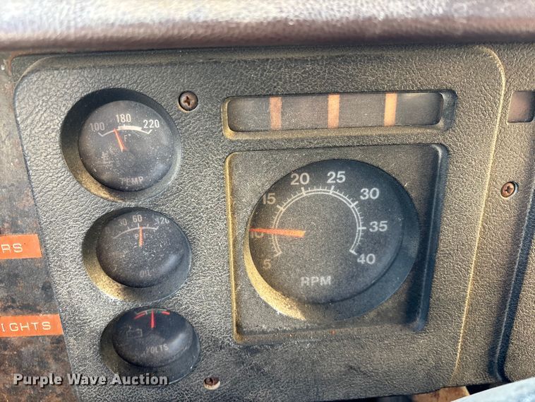 image for item EJ7705 1984 International 1954 dump truck