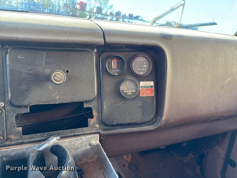 image for item EJ7705 1984 International 1954 dump truck