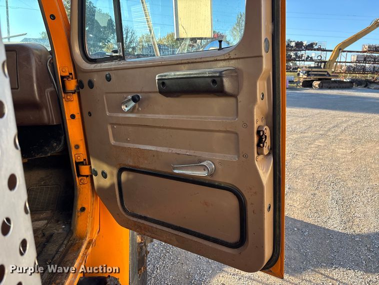 image for item EJ7705 1984 International 1954 dump truck