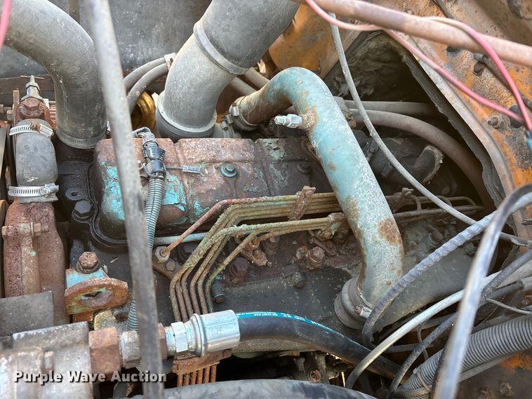 image for item EJ7705 1984 International 1954 dump truck