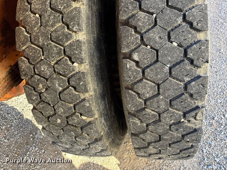 image for item EJ7705 1984 International 1954 dump truck