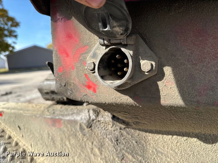 image for item EM2482 Moffit Mounty forklift