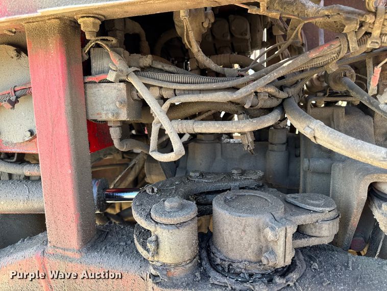 image for item EM2482 Moffit Mounty forklift