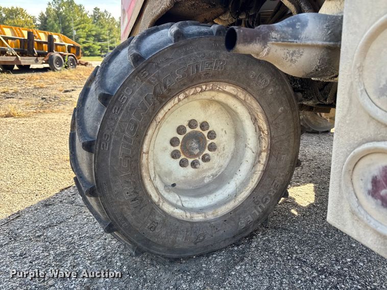 image for item EM2482 Moffit Mounty forklift