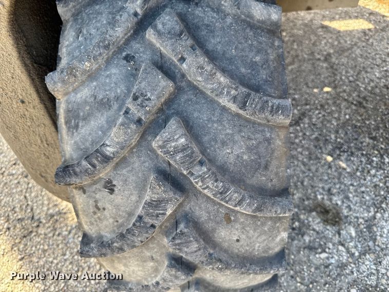 image for item EM2482 Moffit Mounty forklift