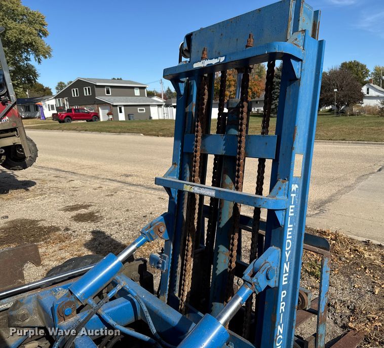 image for item EM2483 Teledyne Princeton D5000 forklift