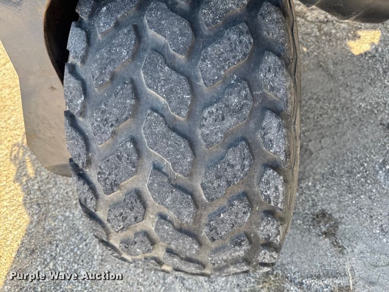 image for item EM2484 2005 Princeton PBX forklift