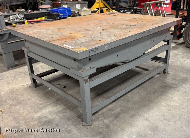 image for item EM2487 Steel table