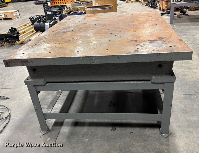 image for item EM2487 Steel table