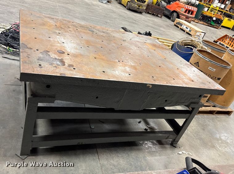 image for item EM2487 Steel table