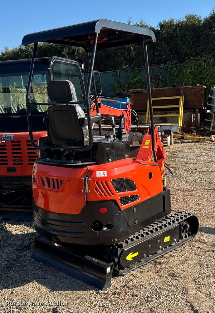 EXCAVADORA 2024 AGT NT18K