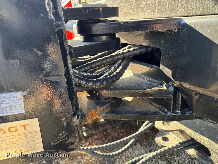 image for item EM2493 2025 AGT QNT50R mini excavator