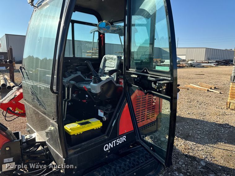 image for item EM2493 2025 AGT QNT50R mini excavator