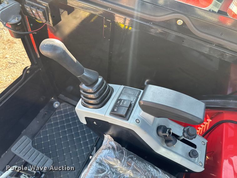 image for item EM2493 2025 AGT QNT50R mini excavator