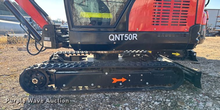 image for item EM2493 2025 AGT QNT50R mini excavator