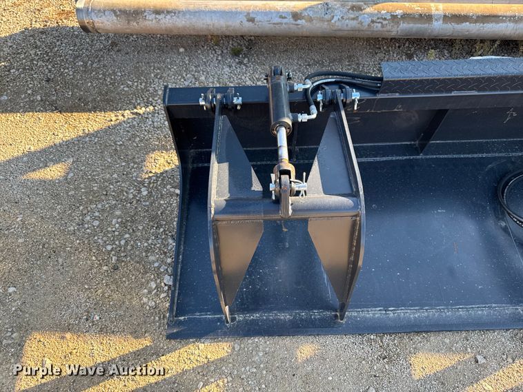 image for item EM2494 JCT skid steer grapple bucket