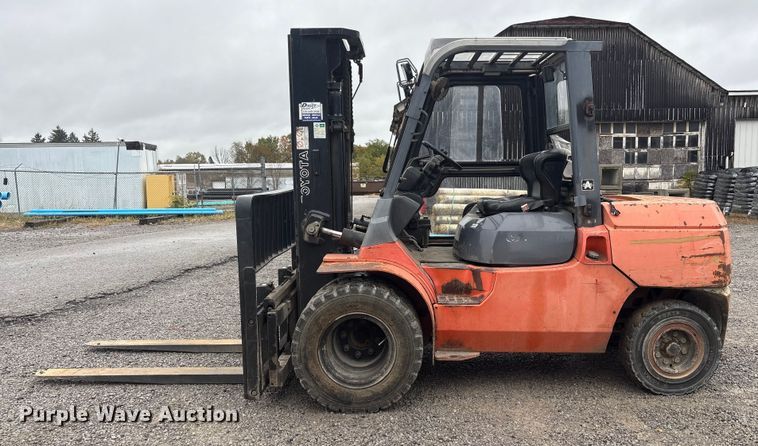 image for item EM6149 2007 Toyota 7FDU45 forklift