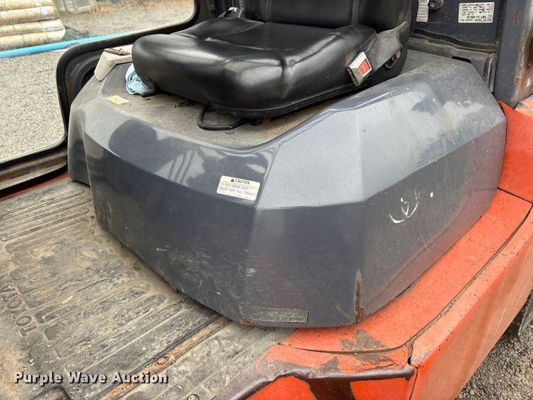 image for item EM6149 2007 Toyota 7FDU45 forklift