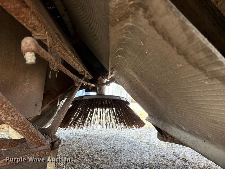 image for item EM6152 Elgin Pelican street sweeper