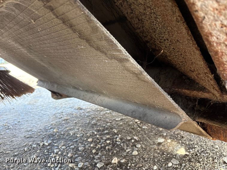 image for item EM6152 Elgin Pelican street sweeper