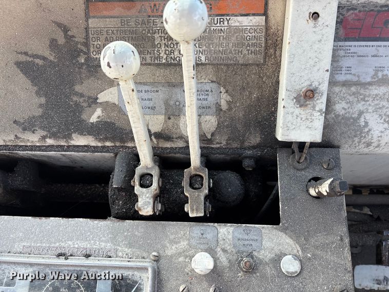 image for item EM6152 Elgin Pelican street sweeper