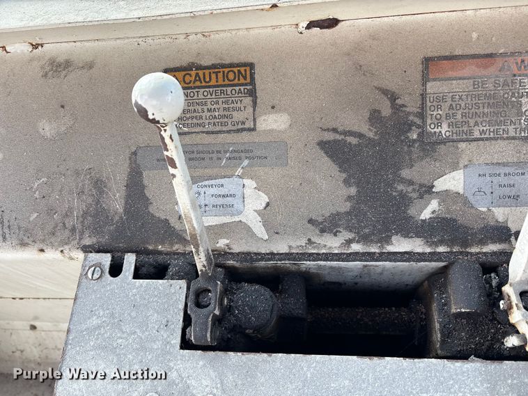 image for item EM6152 Elgin Pelican street sweeper