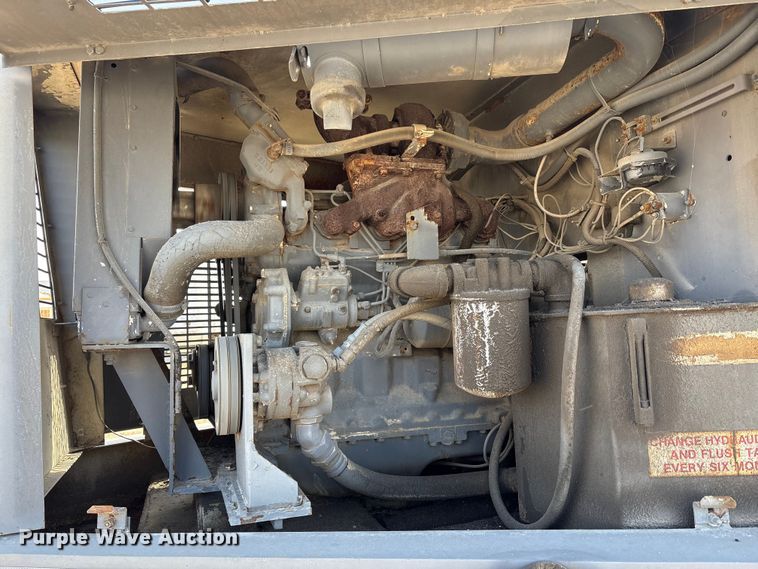 image for item EM6152 Elgin Pelican street sweeper