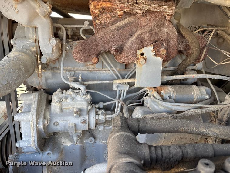 image for item EM6152 Elgin Pelican street sweeper