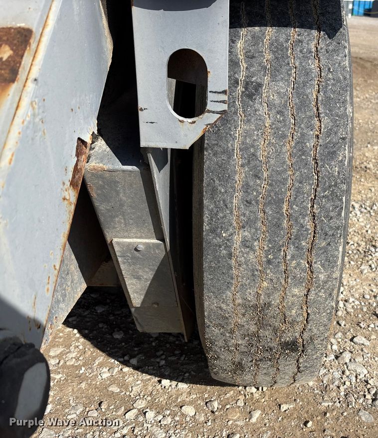 image for item EM6152 Elgin Pelican street sweeper