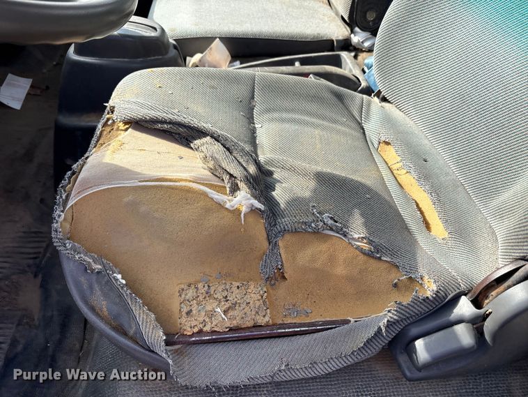 image for item EM6154 2000 Isuzu NQR vacuum truck