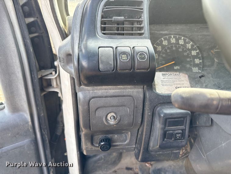 image for item EM6154 2000 Isuzu NQR vacuum truck