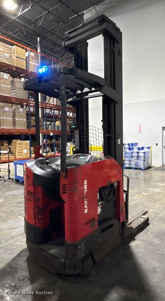 image for item EM6157 Raymond 750-R45TT forklift
