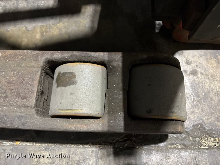 image for item EM6157 Raymond 750-R45TT forklift