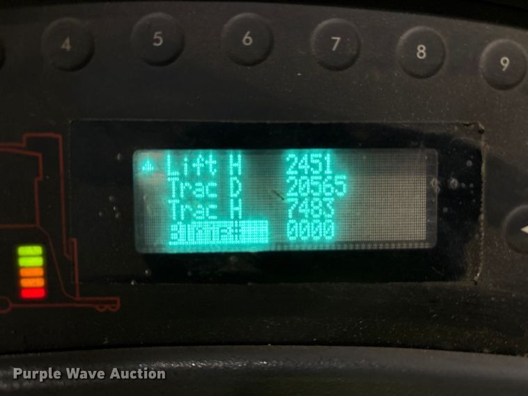 image for item EM6157 Raymond 750-R45TT forklift