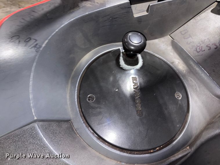 image for item EM6157 Raymond 750-R45TT forklift