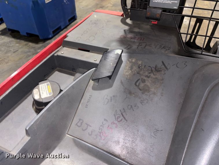 image for item EM6157 Raymond 750-R45TT forklift