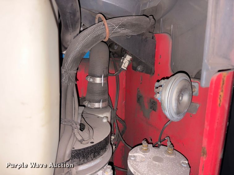 image for item EM6157 Raymond 750-R45TT forklift