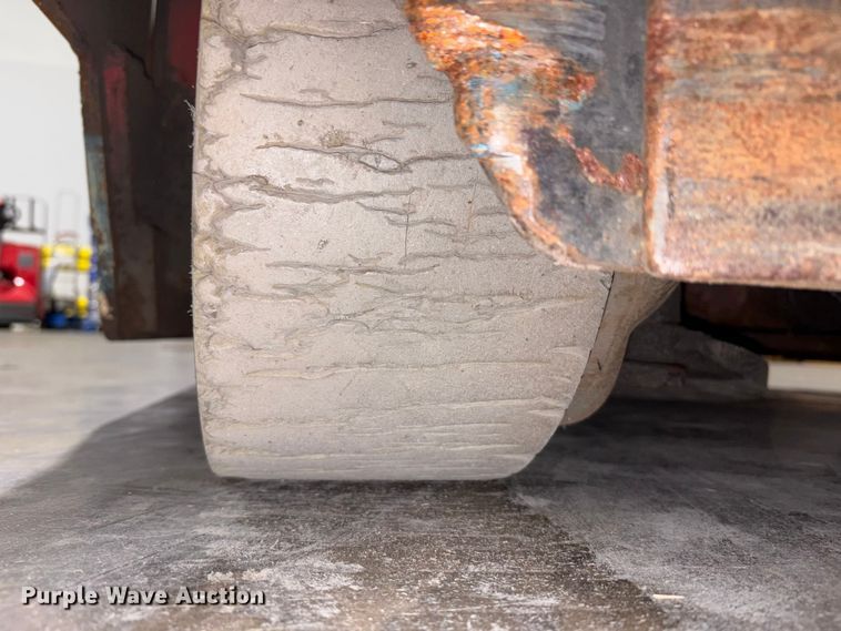 image for item EM6157 Raymond 750-R45TT forklift