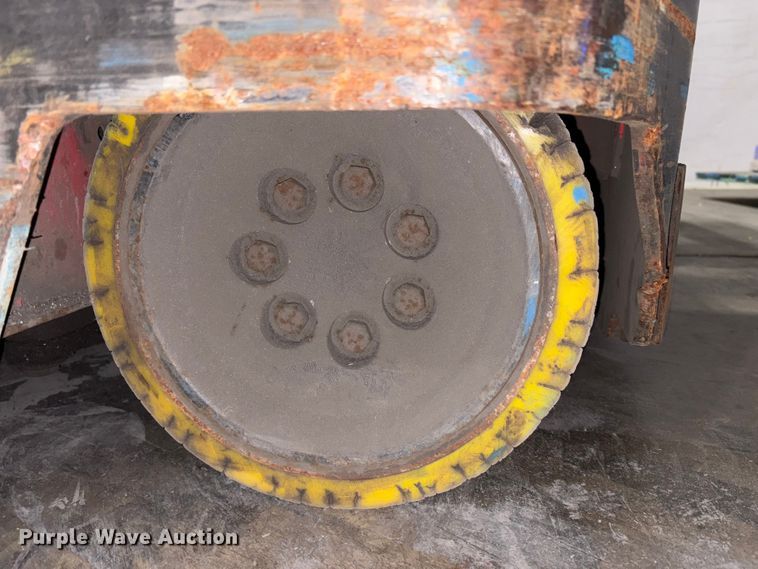 image for item EM6157 Raymond 750-R45TT forklift