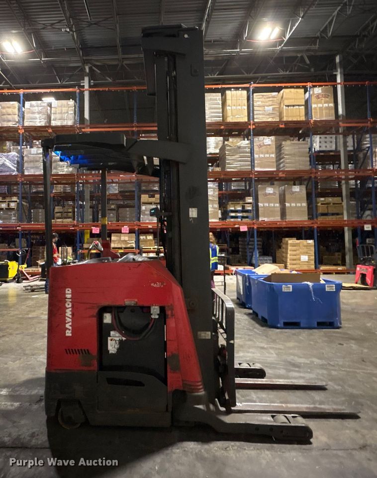 image for item EM6158 Raymond 750 - R45TT forklift